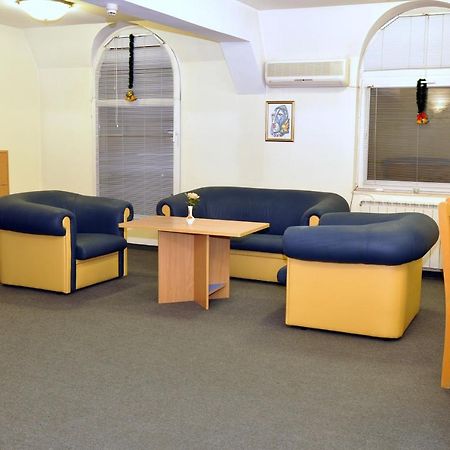 Hotel Ogosta مونتانا المظهر الخارجي الصورة