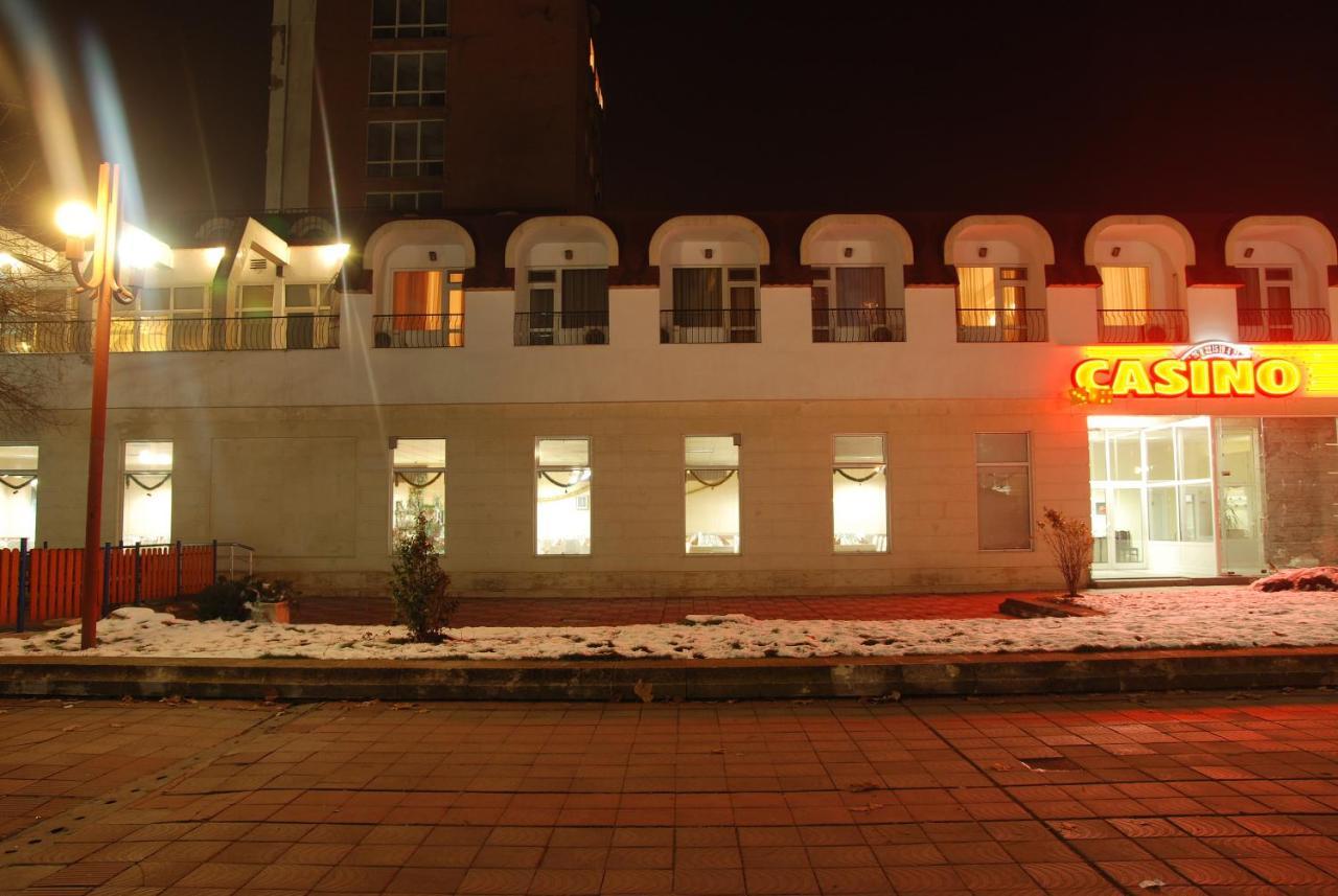 Hotel Ogosta مونتانا المظهر الخارجي الصورة